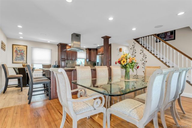 401 Beechmont Avenue, Lindenhurst, NY 11757