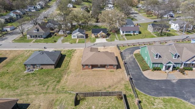 505 Bellview Ave, N, Fayetteville, TN 37334