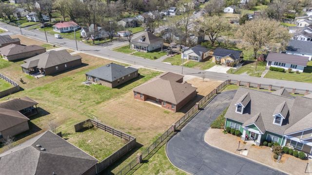 505 Bellview Ave, N, Fayetteville, TN 37334