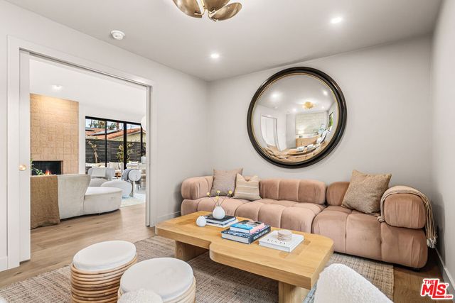 2942 E Orella Circle, Palm Springs, CA 92264