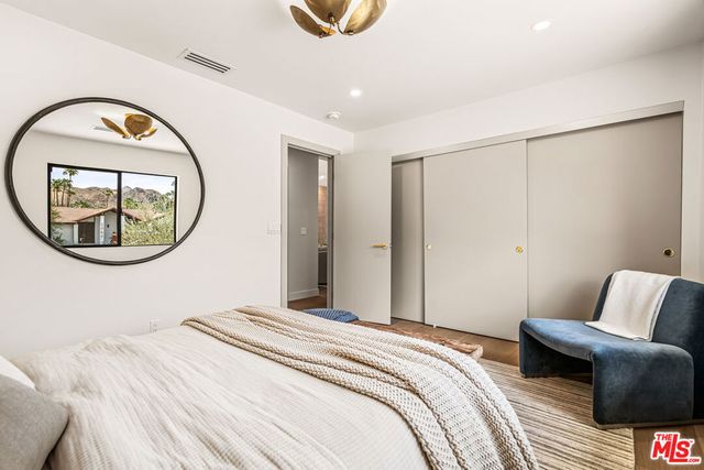 2942 E Orella Circle, Palm Springs, CA 92264