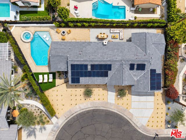 2942 E Orella Circle, Palm Springs, CA 92264