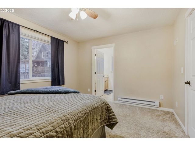 3925 Sw MULTNOMAH Blvd 206, Portland, OR 97219