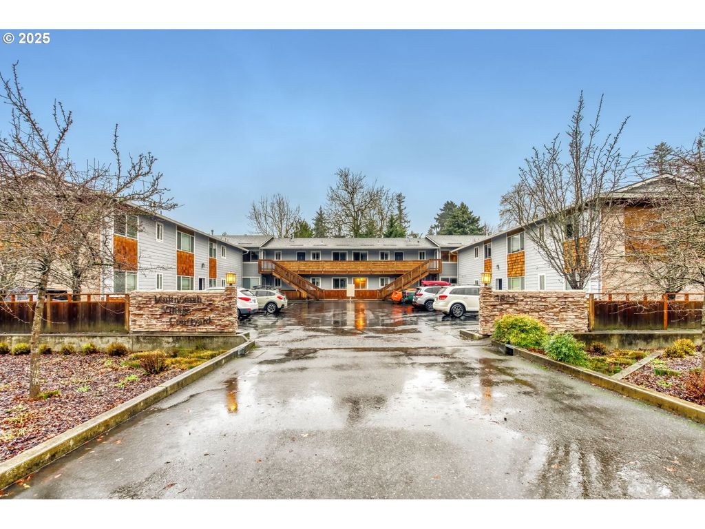 3925 Sw MULTNOMAH Blvd 206, Portland, OR 97219