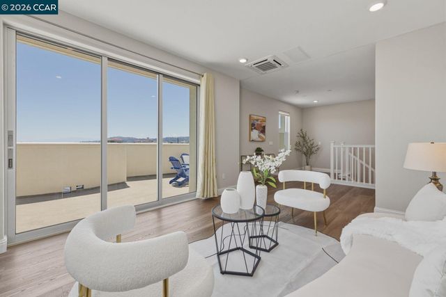 210 Waters Park Cir 304, San Mateo, CA 94403