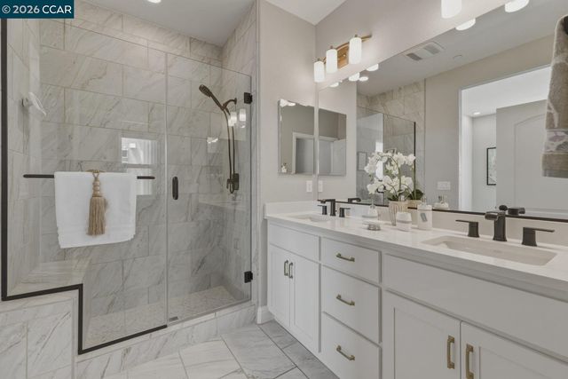 210 Waters Park Cir 304, San Mateo, CA 94403