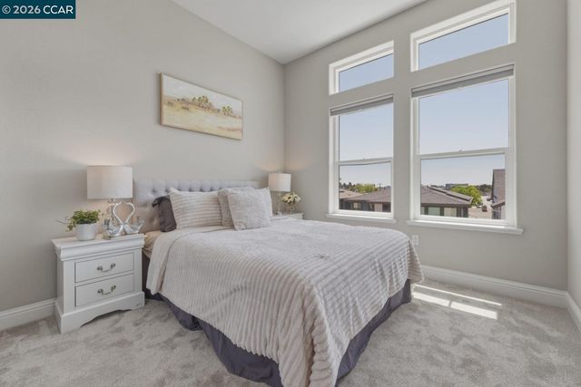 210 Waters Park Cir 304, San Mateo, CA 94403