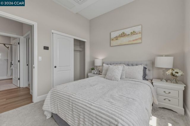 210 Waters Park Cir 304, San Mateo, CA 94403