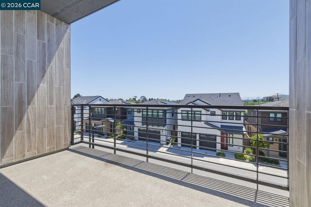 210 Waters Park Cir 304, San Mateo, CA 94403