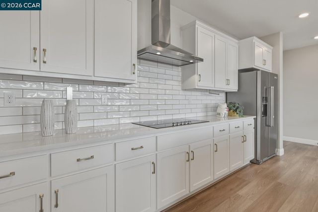 210 Waters Park Cir 304, San Mateo, CA 94403