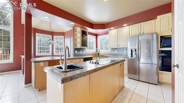 3645 Pinehurst Circle, Colorado Springs, CO 80908