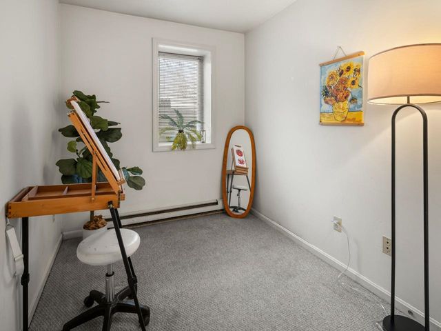 337 College St Apt 6, Burlington, VT 05401