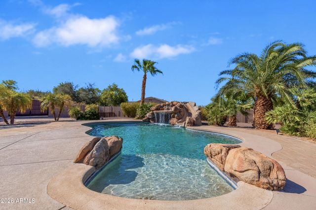 3415 N LACONIA Drive, Litchfield Park, AZ 85340