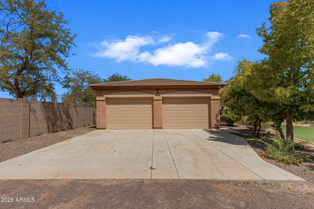 3415 N LACONIA Drive, Litchfield Park, AZ 85340