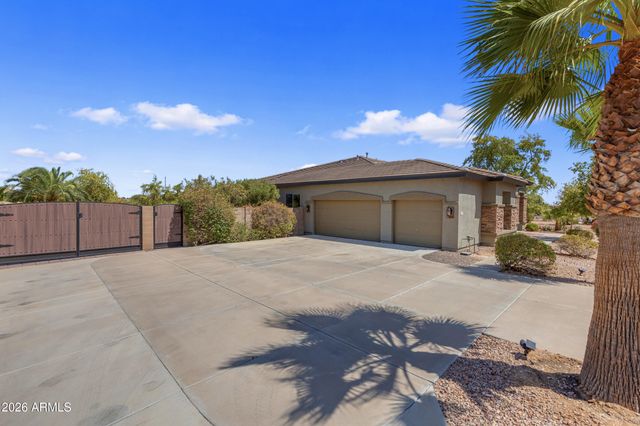 3415 N LACONIA Drive, Litchfield Park, AZ 85340