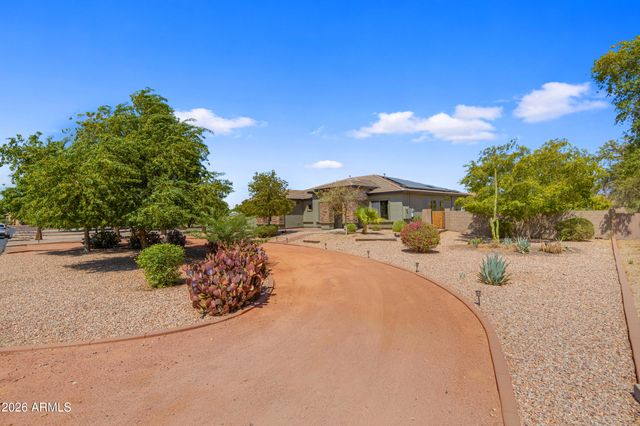 3415 N LACONIA Drive, Litchfield Park, AZ 85340