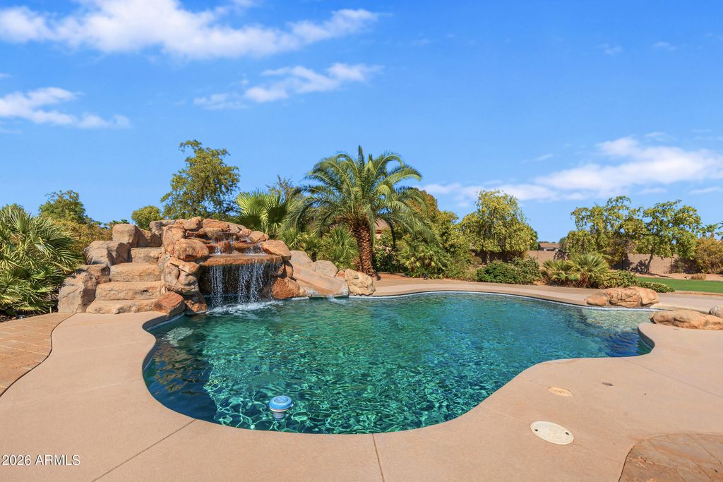 3415 N LACONIA Drive, Litchfield Park, AZ 85340