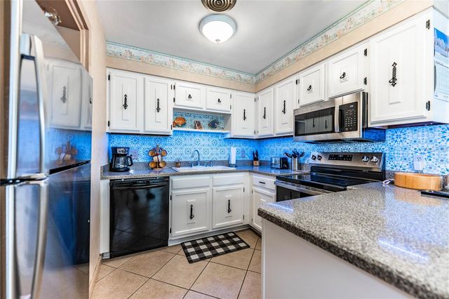 1305 ARBUCKLE CREEK ROAD, Sebring, FL 33870