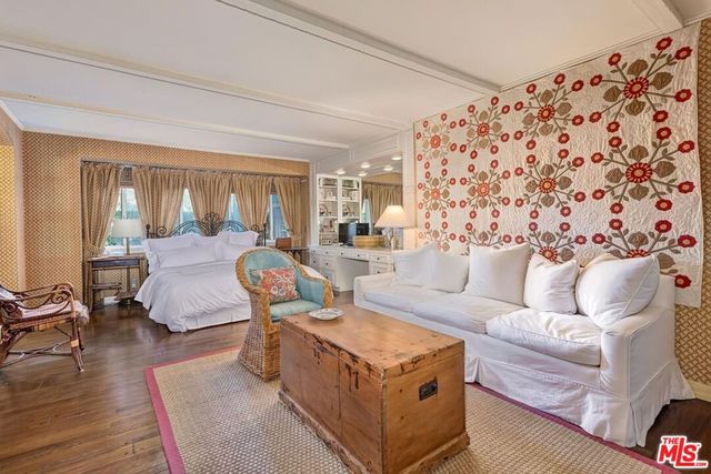 602 N Foothill Road, Beverly Hills, CA 90210