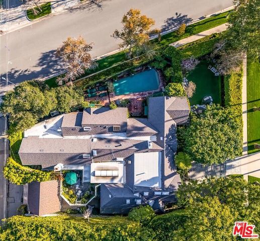 602 N Foothill Road, Beverly Hills, CA 90210