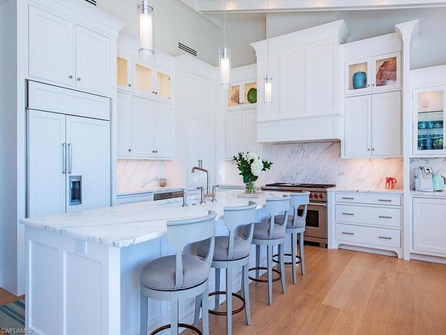 440 Spring Line DR, Naples, FL 34102