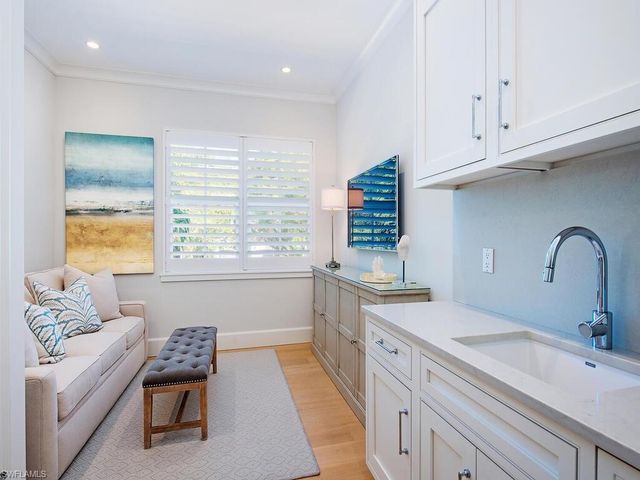 440 Spring Line DR, Naples, FL 34102