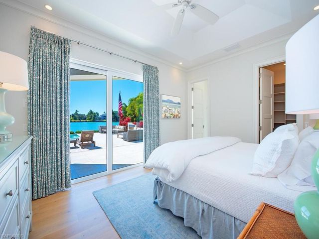 440 Spring Line DR, Naples, FL 34102