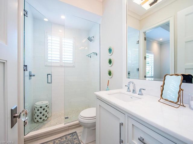 440 Spring Line DR, Naples, FL 34102