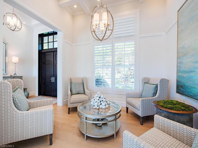 440 Spring Line DR, Naples, FL 34102