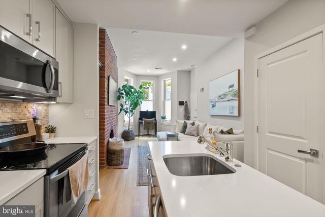 332 11TH ST SE, Washington, DC 20003
