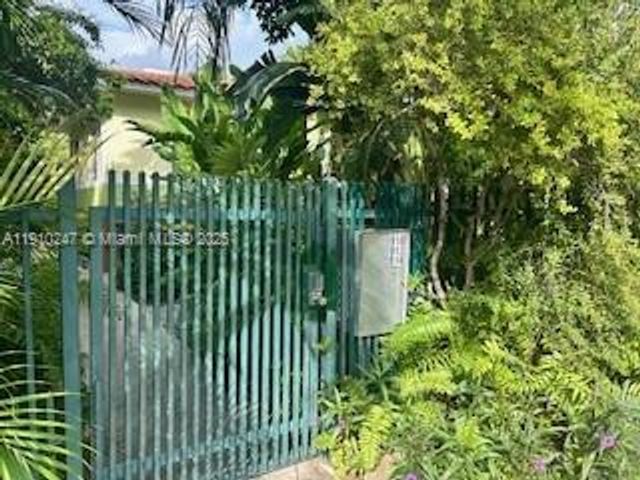 910 Lenox Ave 3, Miami Beach, FL 33139