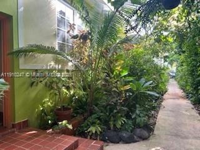 910 Lenox Ave 3, Miami Beach, FL 33139