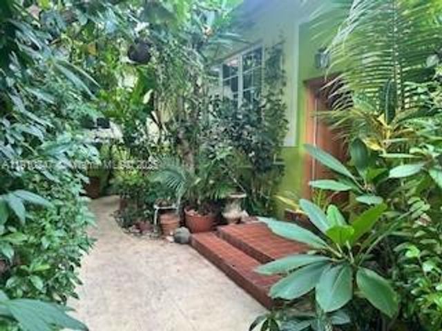 910 Lenox Ave 3, Miami Beach, FL 33139