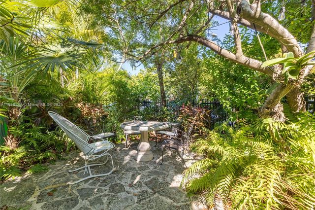 910 Lenox Ave 3, Miami Beach, FL 33139