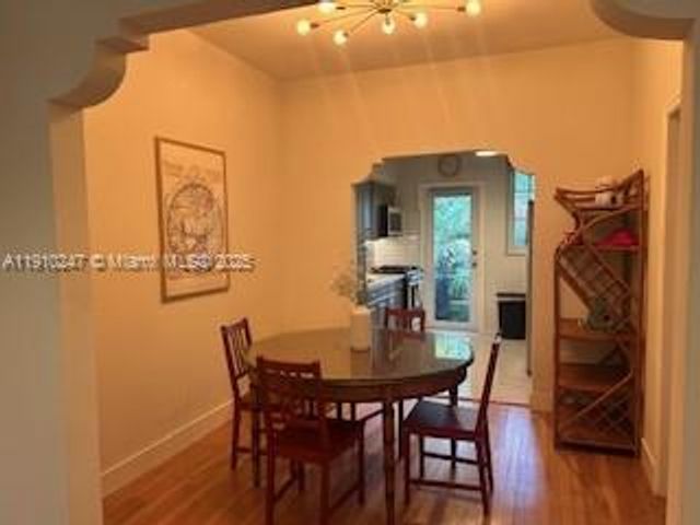 910 Lenox Ave 3, Miami Beach, FL 33139