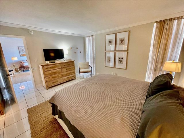 4800 Bayview Dr 505, Fort Lauderdale, FL 33308