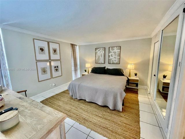 4800 Bayview Dr 505, Fort Lauderdale, FL 33308