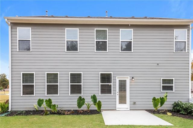 320 Fern Court, Hoschton, GA 30548