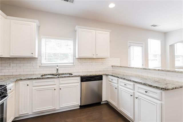 320 Fern Court, Hoschton, GA 30548