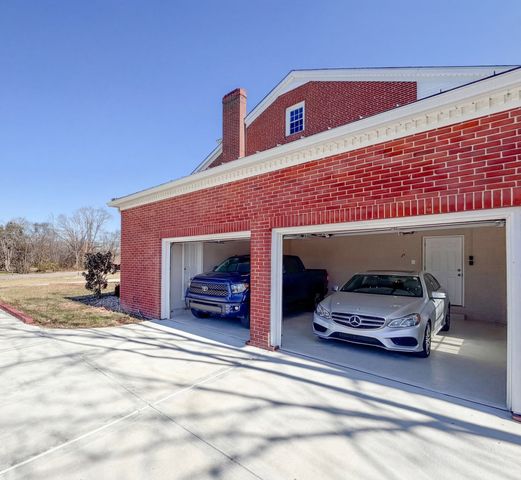 621 Hwy 64, E, Pulaski, TN 38478