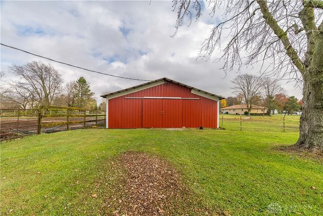 7141 Phillipsburg Union Road, Brookville, OH 45309