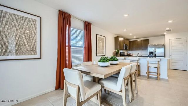 2137 W RAMONA Avenue, Apache Junction, AZ 85120