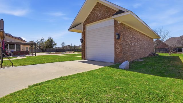 1201 Saddle Lakes Drive, Abilene, TX 79602