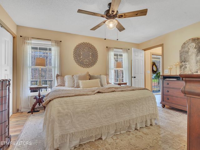1019 Wilderness Rd, Friendsville, TN 37737