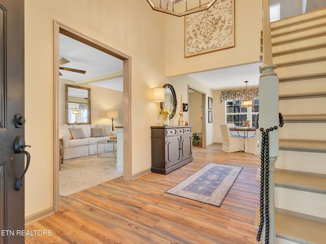 1019 Wilderness Rd, Friendsville, TN 37737
