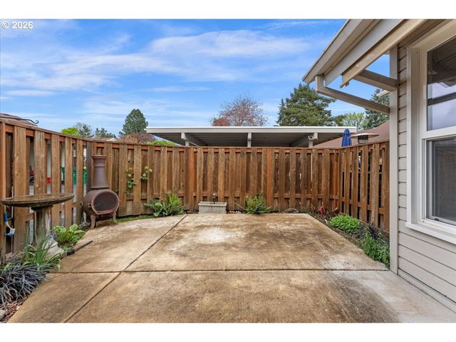 4880 Sw WEMBLEY Pl, Beaverton, OR 97005