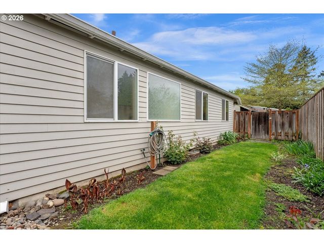 4880 Sw WEMBLEY Pl, Beaverton, OR 97005