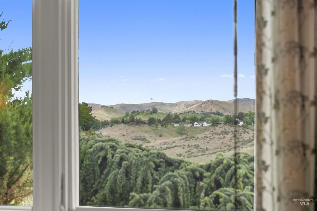 718 E Orion, Boise, ID 83702 photo 18