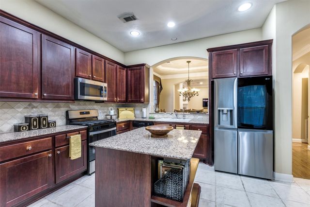 4512 Rose Street, Houston, TX 77007