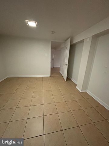 346 RALEIGH ST SE, Washington, DC 20032